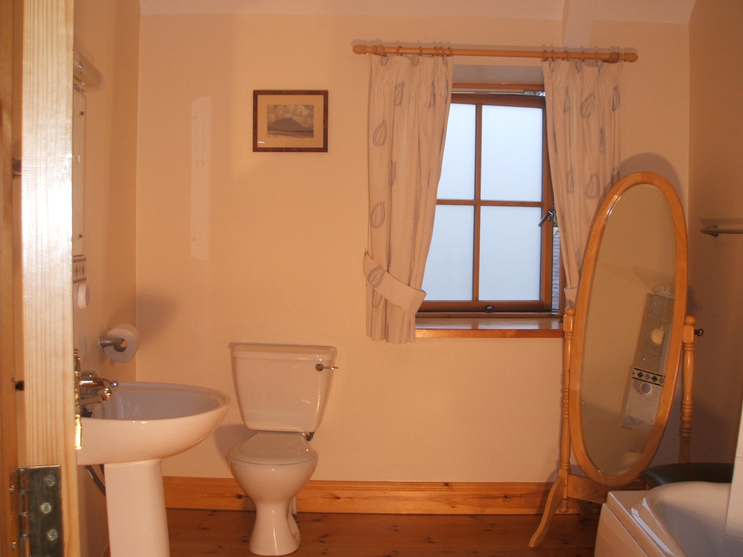 Cottages and outside views 065.jpg